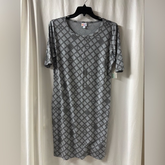 LulaRoe NWT Julia Gray Geometric Patterned Short Sleeved Dress 2XL - Picture 1 of 5